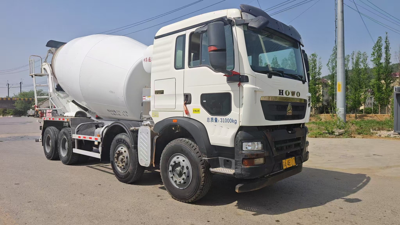 Truk pengaduk beton HOWO: gambar 6