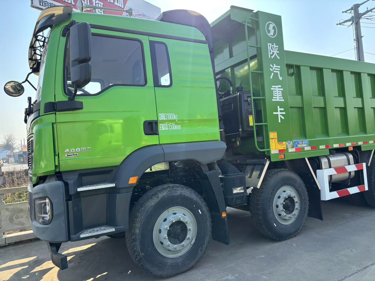 SHACMAN - Truk jungkit: gambar 4 SHACMAN - Truk jungkit: gambar 4