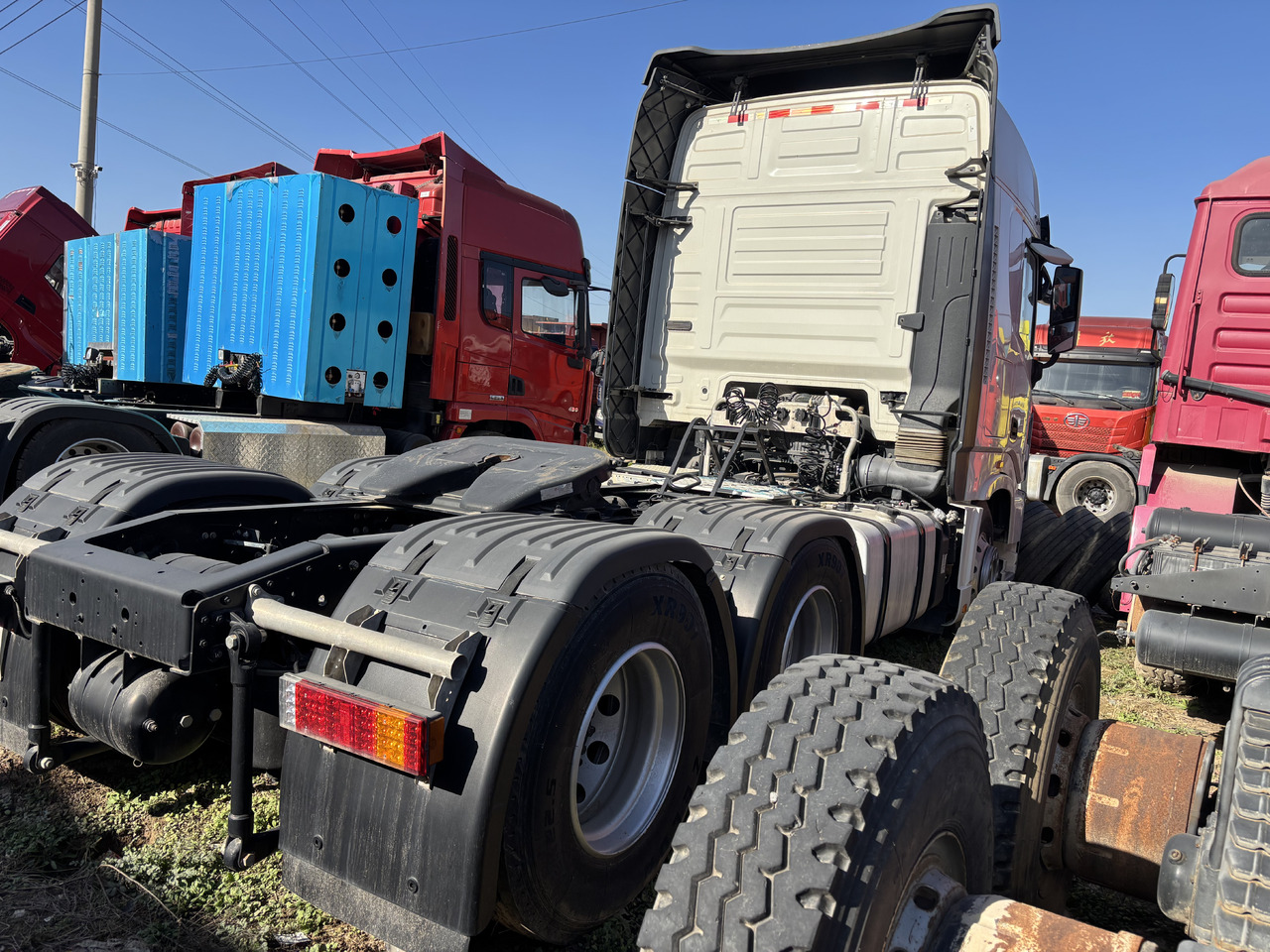 DONGFENG GX - Tractor head: gambar 4 DONGFENG GX - Tractor head: gambar 4