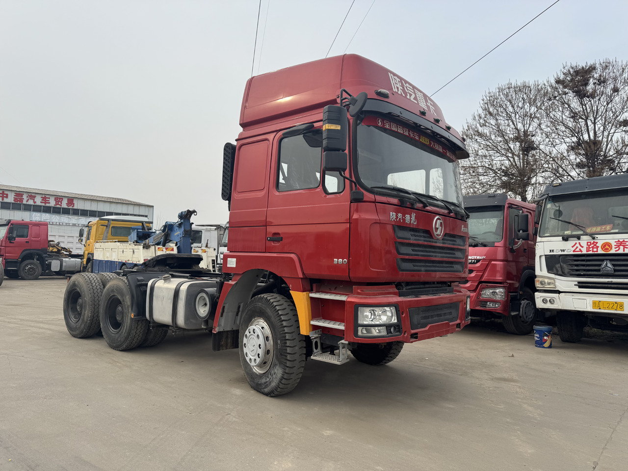 SHACMAN F3000 - Tractor head: gambar 1 SHACMAN F3000 - Tractor head: gambar 1