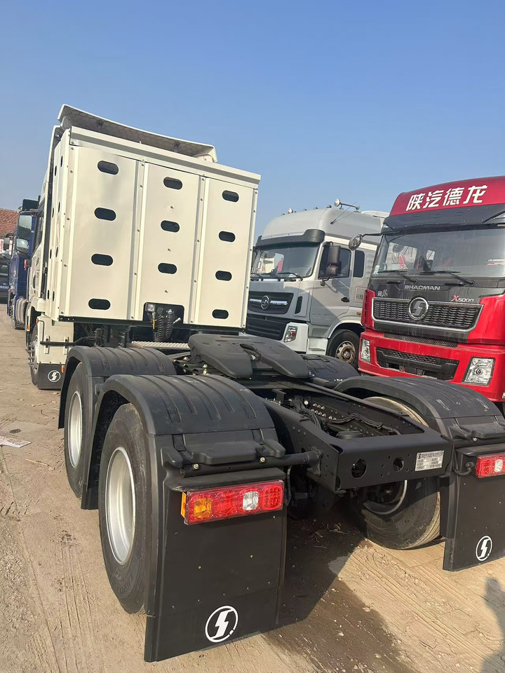 Tractor head baru SHACMAN X3000: gambar 6