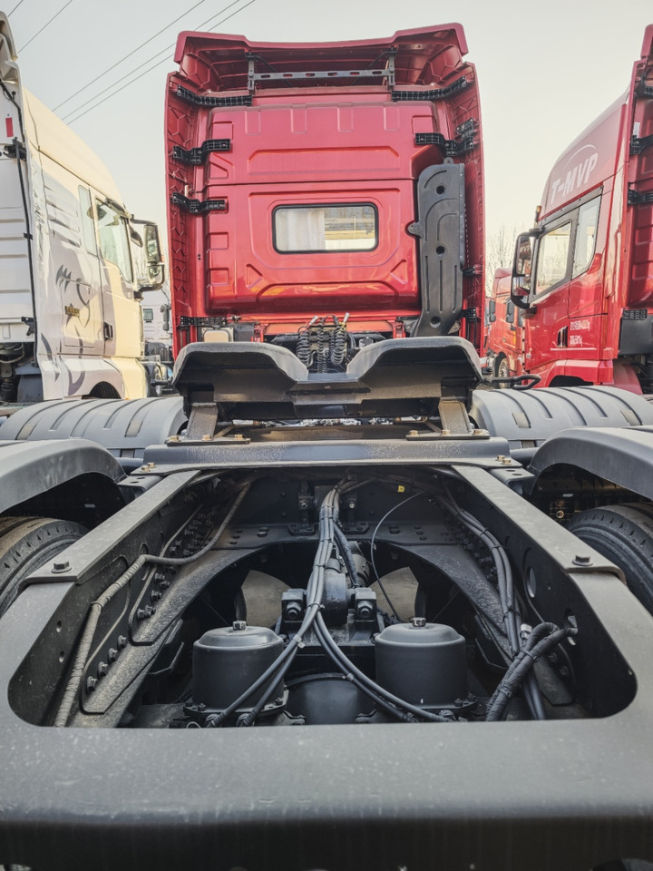 SHACMAN X3000 - Tractor head: gambar 5 SHACMAN X3000 - Tractor head: gambar 5