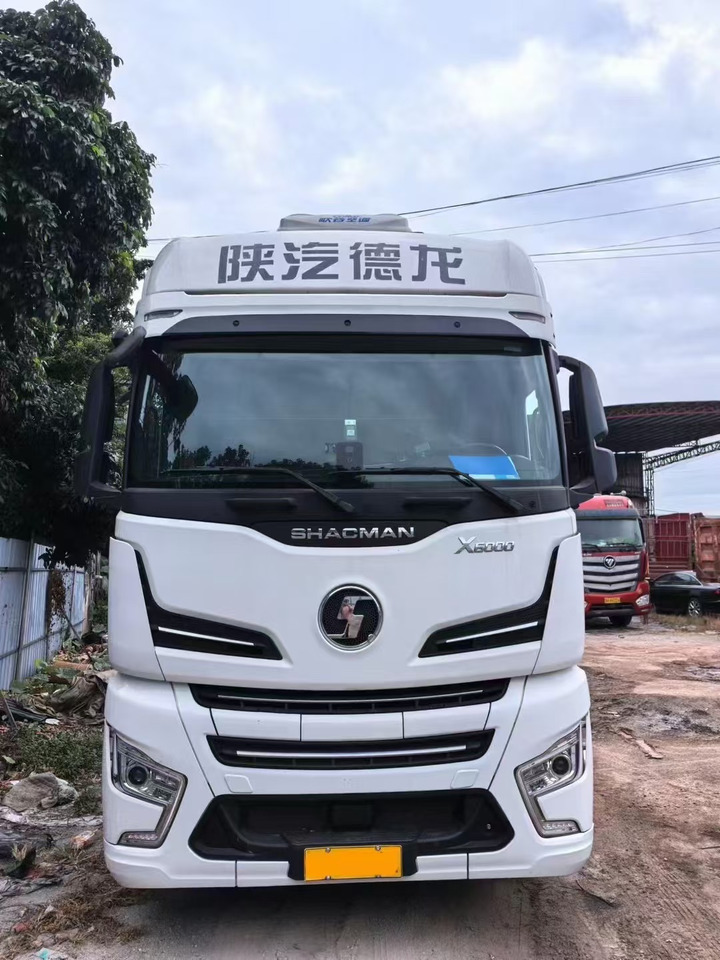 SHACMAN X6000 - Tractor head: gambar 1 SHACMAN X6000 - Tractor head: gambar 1