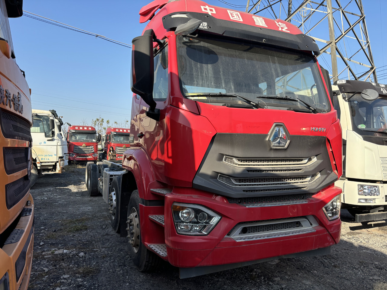 SINOTRUCK HAOHAN N7 - Tractor head: gambar 1 SINOTRUCK HAOHAN N7 - Tractor head: gambar 1