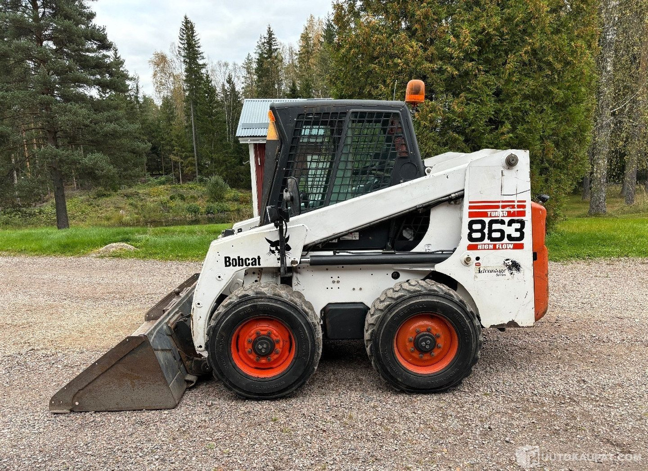 Bobcat 863, 2001, 2.7 l, 5120h, Askola - Skid steer: gambar 2 Bobcat 863, 2001, 2.7 l, 5120h, Askola - Skid steer: gambar 2