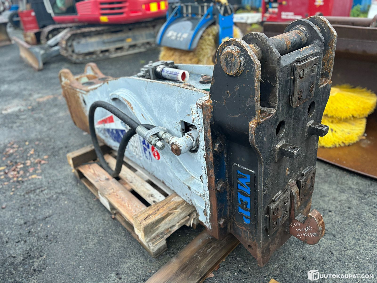 Furukawa 375 FXJ + NTP30 MEP coupler. Hydraulic breaker. 2015, Tornio - Palu hidrolik: gambar 3 Furukawa 375 FXJ + NTP30 MEP coupler. Hydraulic breaker. 2015, Tornio - Palu hidrolik: gambar 3