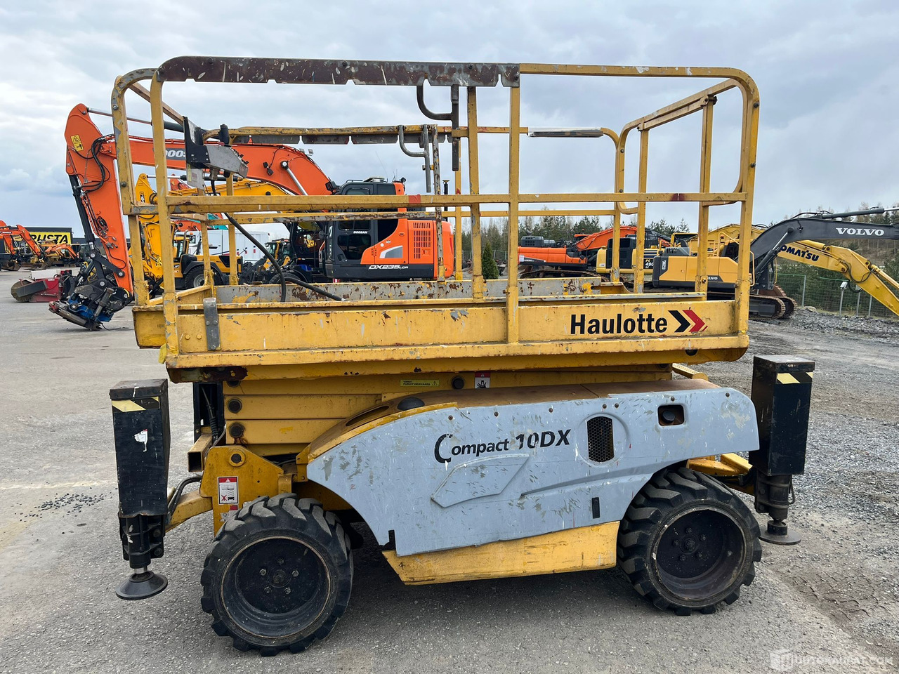 Haulotte Compact 10 DX, 2005 Nostin, Lempäälä - Scissor lifts: gambar 2 Haulotte Compact 10 DX, 2005 Nostin, Lempäälä - Scissor lifts: gambar 2