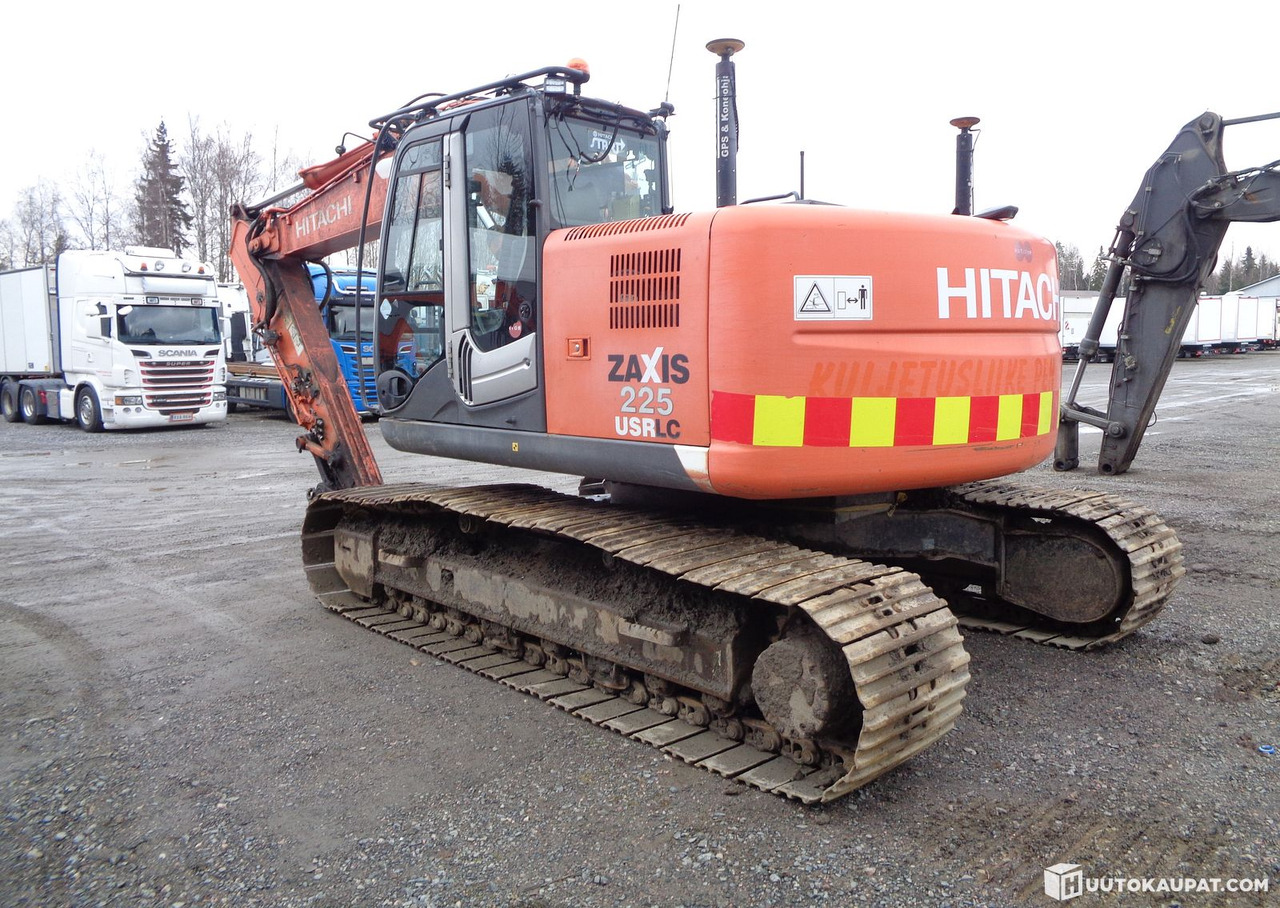 Hitachi ZX 225, 2011, Loimaa - Ekskavator perayap: gambar 2 Hitachi ZX 225, 2011, Loimaa - Ekskavator perayap: gambar 2