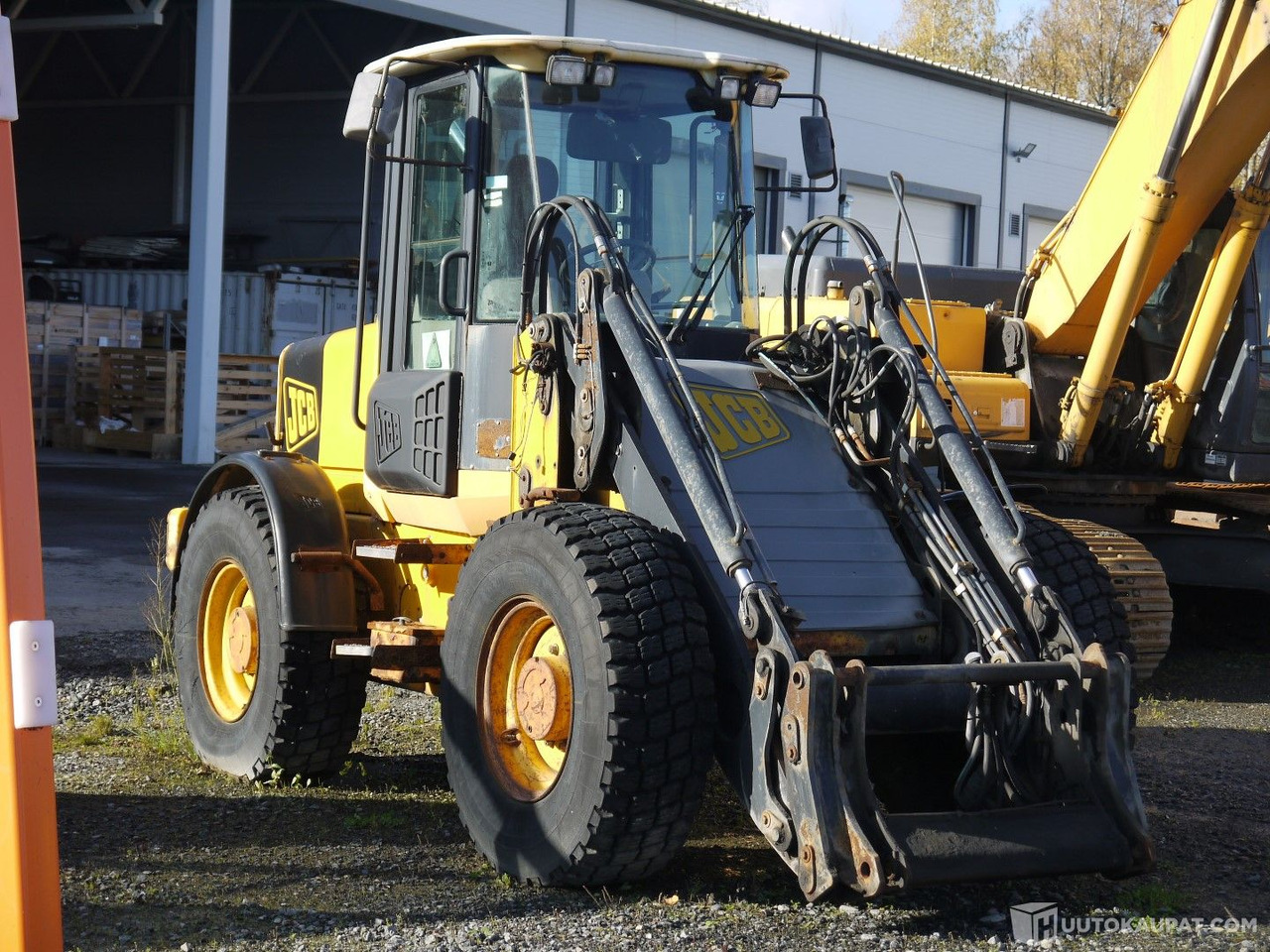 JCB 411, 2011 Pyöräkuormaaja, Humppila - Wheel loader: gambar 2 JCB 411, 2011 Pyöräkuormaaja, Humppila - Wheel loader: gambar 2