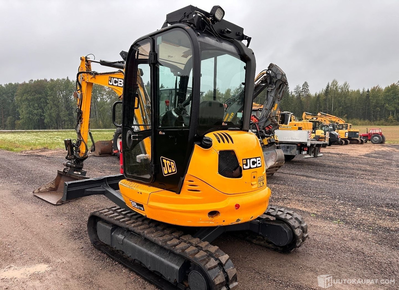 JCB 8035 ZTS, 2017, telakaivinkone pyörittäjällä, 3 755 h, Lahti - Ekskavator mini: gambar 4 JCB 8035 ZTS, 2017, telakaivinkone pyörittäjällä, 3 755 h, Lahti - Ekskavator mini: gambar 4