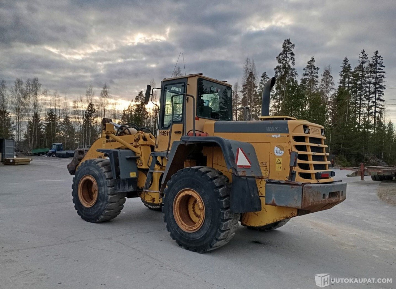 Komatsu WA 380-3H, 1999, Diesel, 15 880 h Pyöräkuormaaja, Leppävirta - Wheel loader: gambar 2 Komatsu WA 380-3H, 1999, Diesel, 15 880 h Pyöräkuormaaja, Leppävirta - Wheel loader: gambar 2