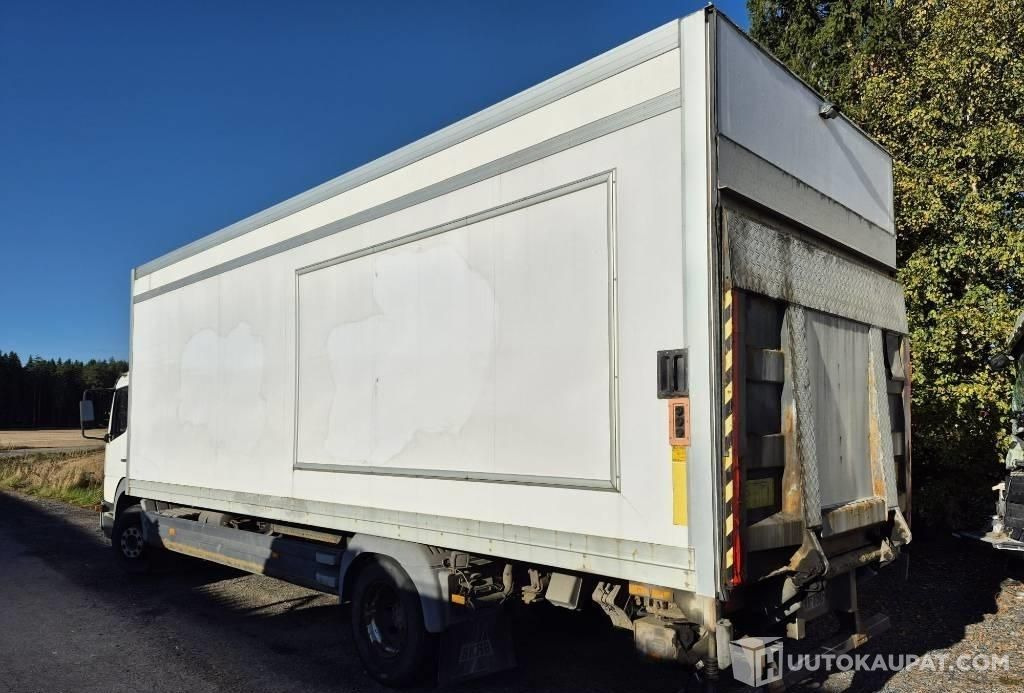 Mercedes-Benz Atego 1223 umpikori+pl nostin, 2003, 323 000 km, Forssa - Truk box: gambar 4 Mercedes-Benz Atego 1223 umpikori+pl nostin, 2003, 323 000 km, Forssa - Truk box: gambar 4