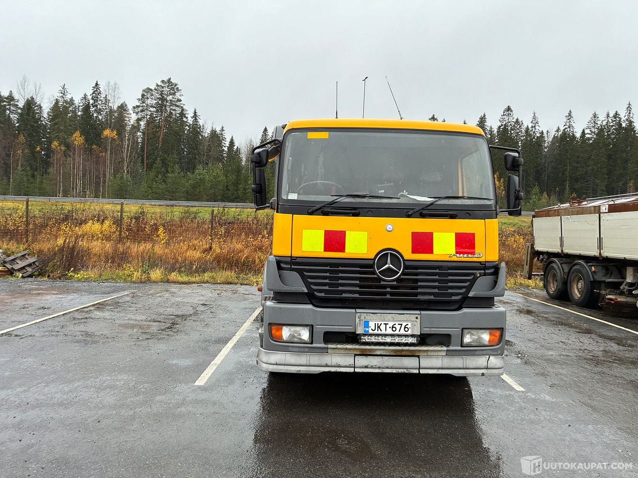 Mercedes-Benz Atego, 2003, Ylöjärvi - Truk flatbed: gambar 3 Mercedes-Benz Atego, 2003, Ylöjärvi - Truk flatbed: gambar 3