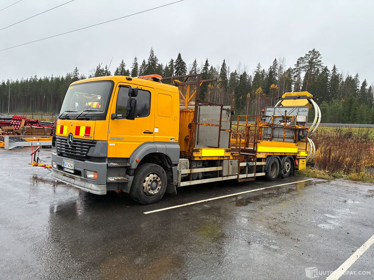 Mercedes-Benz Atego, 2003, Ylöjärvi - Truk flatbed: gambar 2 Mercedes-Benz Atego, 2003, Ylöjärvi - Truk flatbed: gambar 2