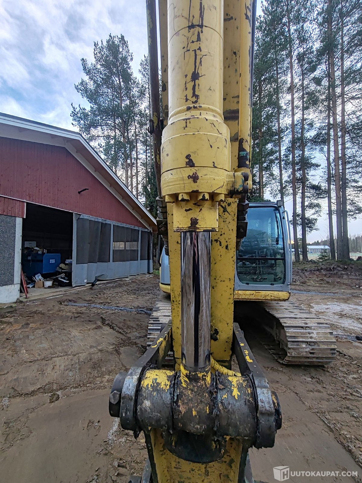 New Holland-Kobelco E135SR kaivinkone, 2006, Pedersöre - Ekskavator perayap: gambar 2 New Holland-Kobelco E135SR kaivinkone, 2006, Pedersöre - Ekskavator perayap: gambar 2