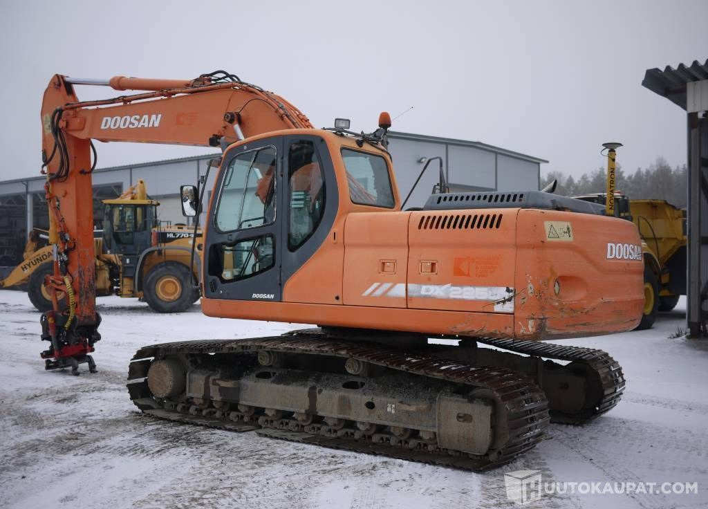 Doosan DX 225 LC, 2008, 16 115 h Kaivinkone, Humppila - Peralatan konstruksi: gambar 1 Doosan DX 225 LC, 2008, 16 115 h Kaivinkone, Humppila - Peralatan konstruksi: gambar 1
