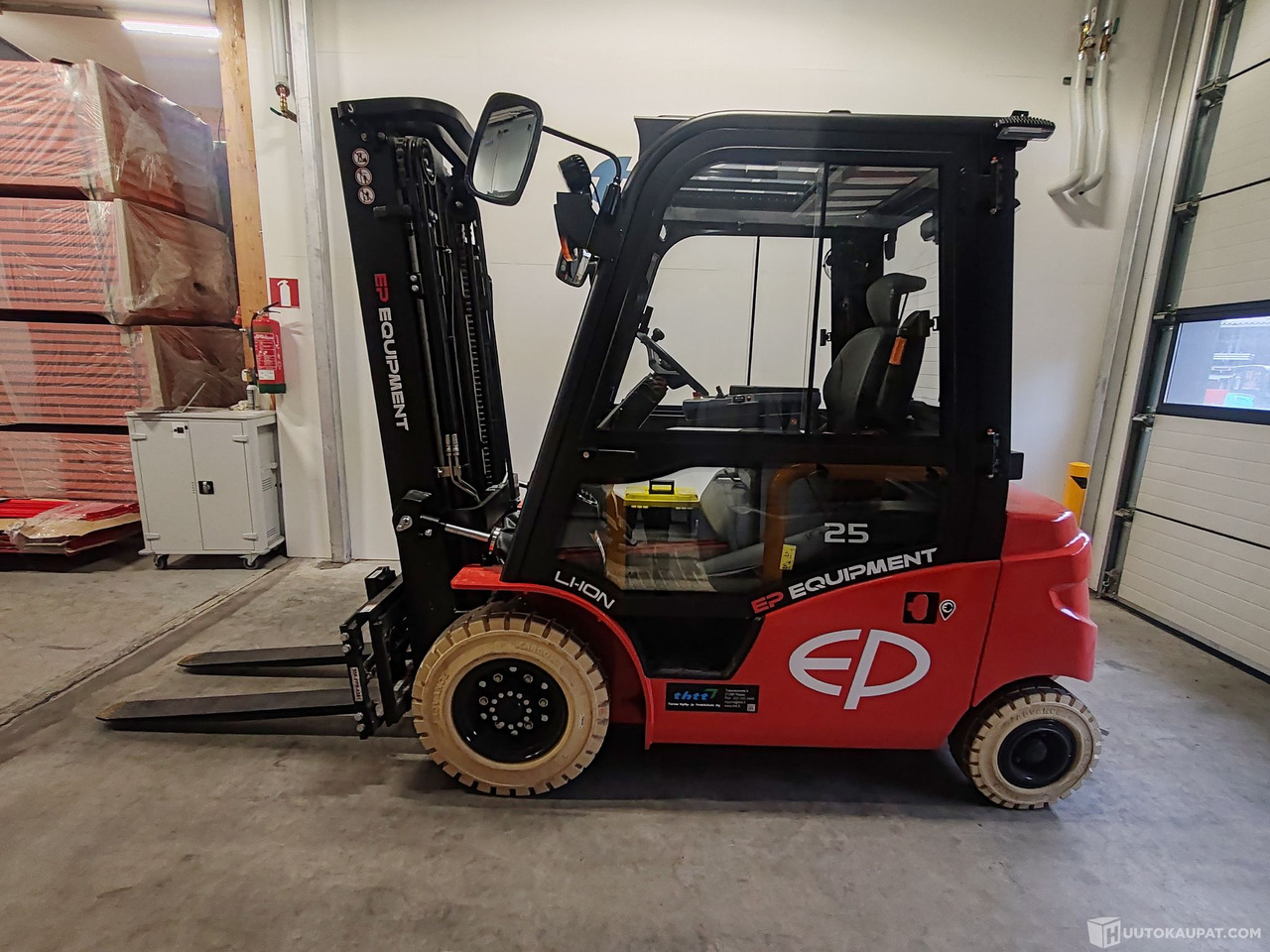 EP Equipment EFL253P sähkötrukki, 2025, Raisio - Peralatan konstruksi: gambar 2 EP Equipment EFL253P sähkötrukki, 2025, Raisio - Peralatan konstruksi: gambar 2