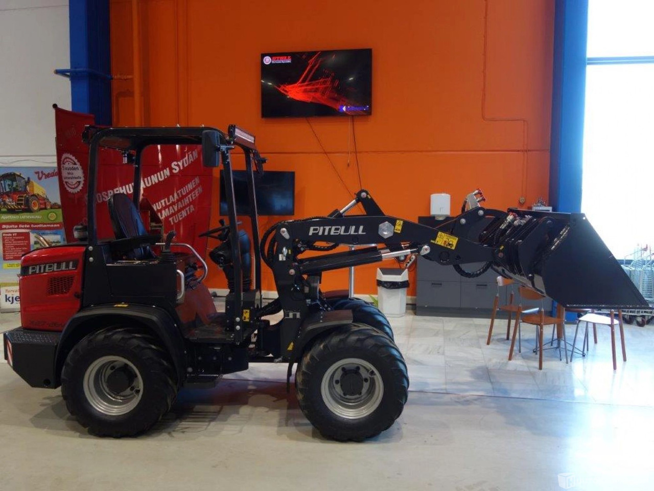 Pitbull Compact Loader X27-26V, Pedersöre - Peralatan konstruksi: gambar 2 Pitbull Compact Loader X27-26V, Pedersöre - Peralatan konstruksi: gambar 2