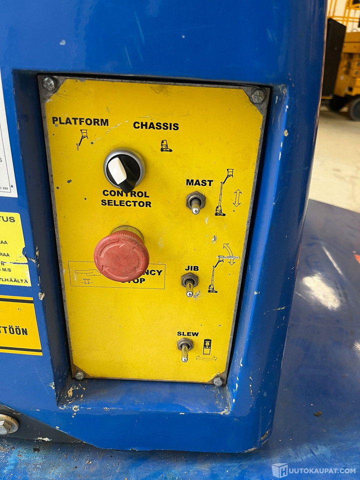 UpRight MB 26, 2002 Kuukulkija, Vantaa - Peralatan konstruksi: gambar 5 UpRight MB 26, 2002 Kuukulkija, Vantaa - Peralatan konstruksi: gambar 5