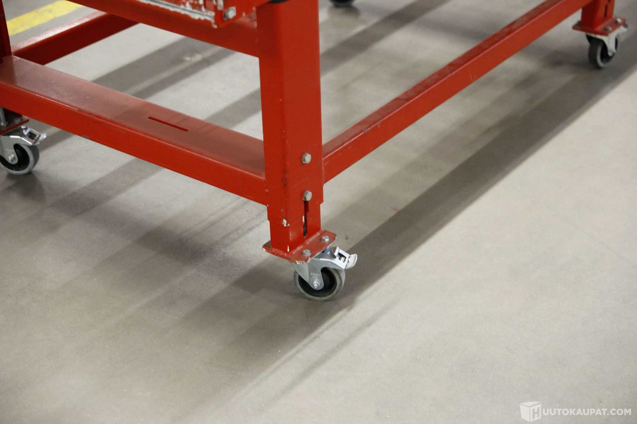 Moottoroitu, liikuteltava rullakuljetin, Ferroplan Oy. LGS6021, Vantaa - Peralatan lainnya: gambar 4 Moottoroitu, liikuteltava rullakuljetin, Ferroplan Oy. LGS6021, Vantaa - Peralatan lainnya: gambar 4