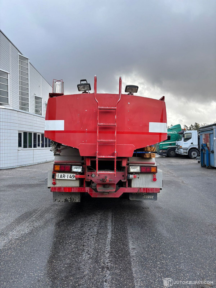 Sisu säiliöauto, 1983, Vantaa - Truk tangki: gambar 5 Sisu säiliöauto, 1983, Vantaa - Truk tangki: gambar 5