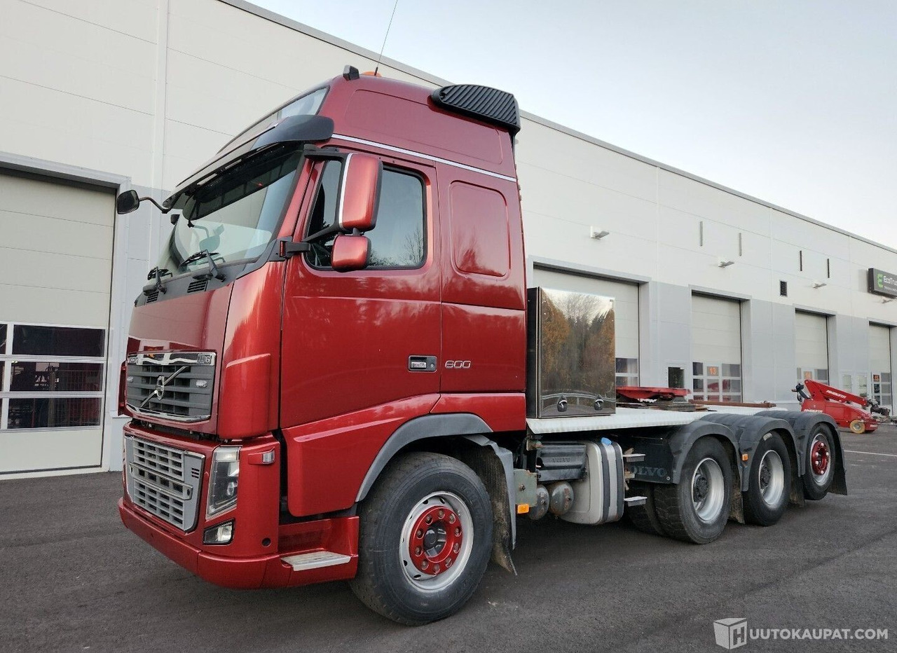 Volvo FH16 600 8x4, 2009, 16.0 l, Diesel, 888 123 km, Vantaa - Tractor head: gambar 1 Volvo FH16 600 8x4, 2009, 16.0 l, Diesel, 888 123 km, Vantaa - Tractor head: gambar 1