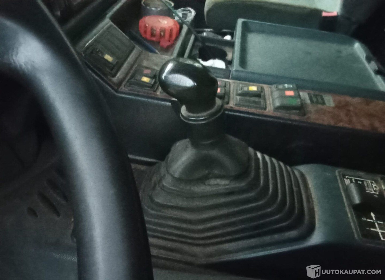 Sisu E12, 1999, Diesel, Koneenkuljetus auto, Leppävirta - Truk: gambar 4 Sisu E12, 1999, Diesel, Koneenkuljetus auto, Leppävirta - Truk: gambar 4