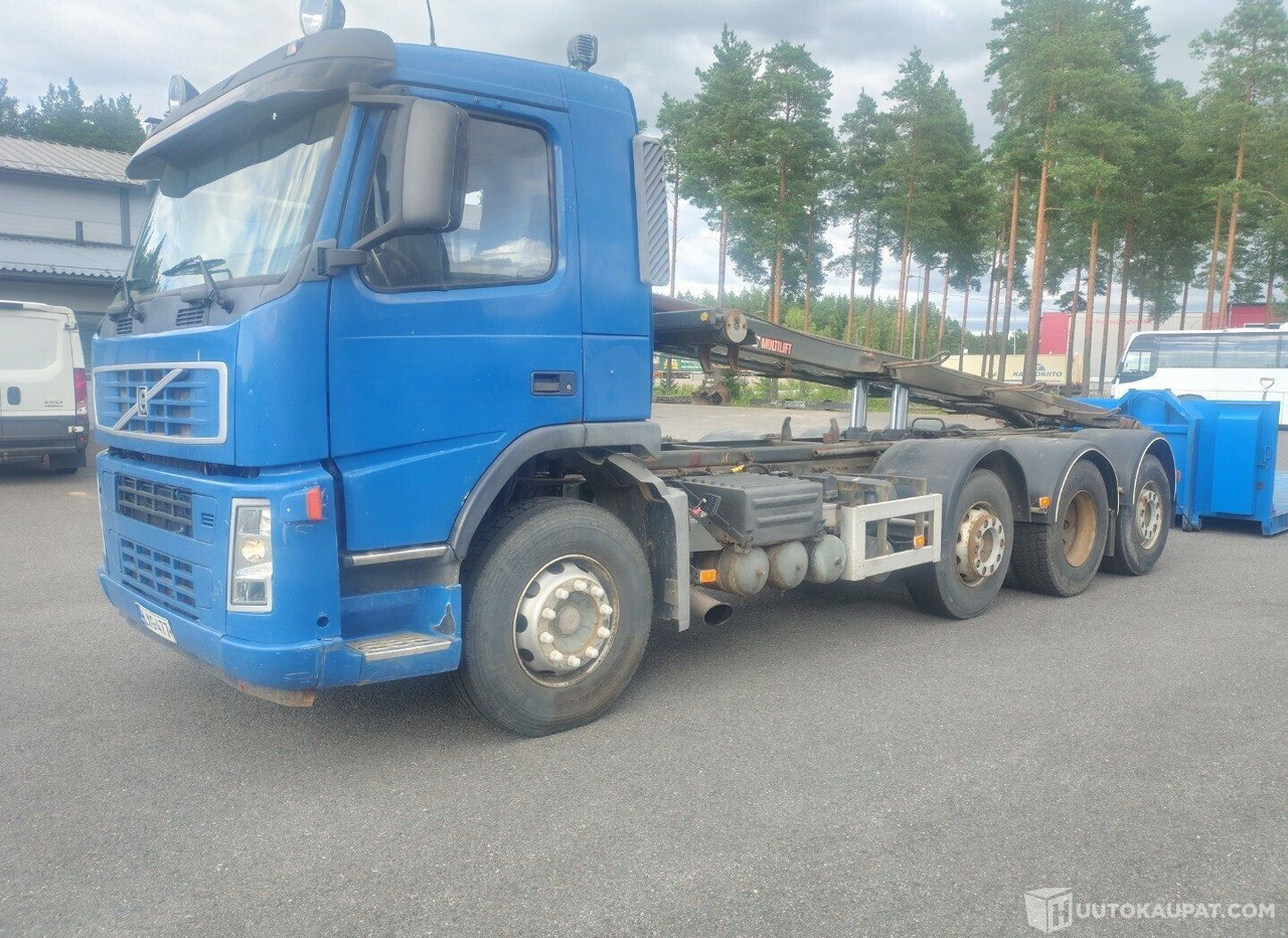Volvo FM12 vaihtolava-auto, kats.voimassa 9/26 asti, 2004, Eura - Truk pembawa sistem kabel: gambar 1 Volvo FM12 vaihtolava-auto, kats.voimassa 9/26 asti, 2004, Eura - Truk pembawa sistem kabel: gambar 1