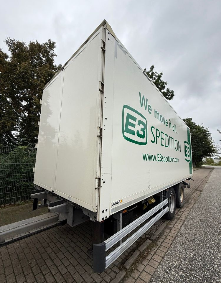 DAF XF ZESTAW TANDEM 2021 ORYGINALNY PRZEBIEG z Niemiec / PRZEJAZDOWY Z WINDĄ / - Truk box: gambar 3 DAF XF ZESTAW TANDEM 2021 ORYGINALNY PRZEBIEG z Niemiec / PRZEJAZDOWY Z WINDĄ / - Truk box: gambar 3