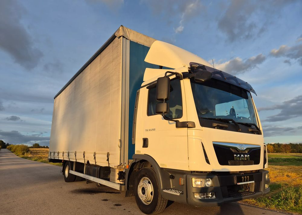 MAN TGL 12.250 6.2m 7.6m HAK AUTOMAT KLIMA 12000kg ESP EURO 6 mega / TOP STAN / okazja nauka jazdy MOŻLIWOŚĆ DOSTOSOWANIA elka - Truk dengan terpal samping: gambar 5 MAN TGL 12.250 6.2m 7.6m HAK AUTOMAT KLIMA 12000kg ESP EURO 6 mega / TOP STAN / okazja nauka jazdy MOŻLIWOŚĆ DOSTOSOWANIA elka - Truk dengan terpal samping: gambar 5