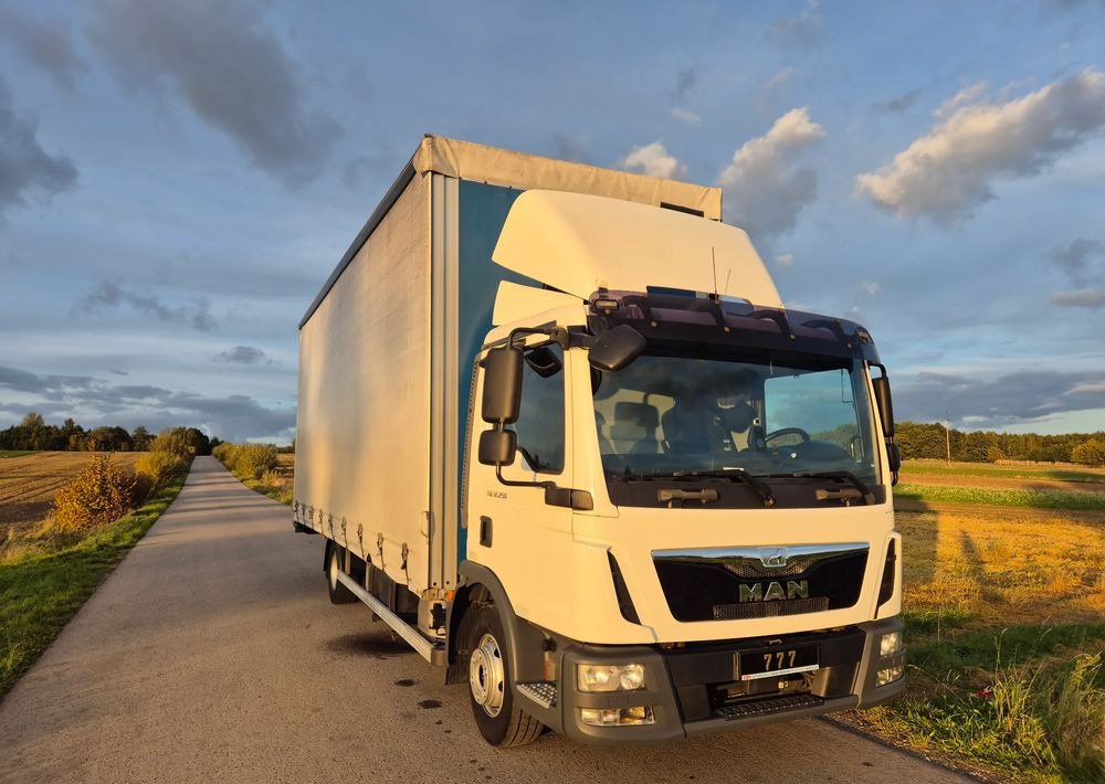 MAN TGL 12.250 6.2m 7.6m HAK AUTOMAT KLIMA 12000kg ESP EURO 6 mega / TOP STAN / okazja nauka jazdy MOŻLIWOŚĆ DOSTOSOWANIA elka - Truk dengan terpal samping: gambar 2 MAN TGL 12.250 6.2m 7.6m HAK AUTOMAT KLIMA 12000kg ESP EURO 6 mega / TOP STAN / okazja nauka jazdy MOŻLIWOŚĆ DOSTOSOWANIA elka - Truk dengan terpal samping: gambar 2