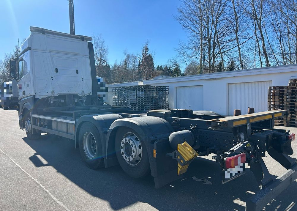 Mercedes-Benz Actros L 2545 BDF 2022 z Niemiec wiele sztuk STANDARD bez retardera 2 zbiorniki HAK - Truk sasis: gambar 4 Mercedes-Benz Actros L 2545 BDF 2022 z Niemiec wiele sztuk STANDARD bez retardera 2 zbiorniki HAK - Truk sasis: gambar 4