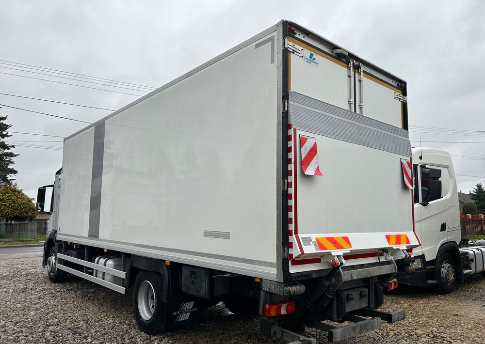 Mercedes-Benz Antos 1824 CARRIER SUPRA 1150 DRZWI + winda i drzwi boczne / 7.7m / z Holandii / KLIMA LEKKI / Axor man Tgm T1000-R THERMO King - Truk berpendingin: gambar 2 Mercedes-Benz Antos 1824 CARRIER SUPRA 1150 DRZWI + winda i drzwi boczne / 7.7m / z Holandii / KLIMA LEKKI / Axor man Tgm T1000-R THERMO King - Truk berpendingin: gambar 2