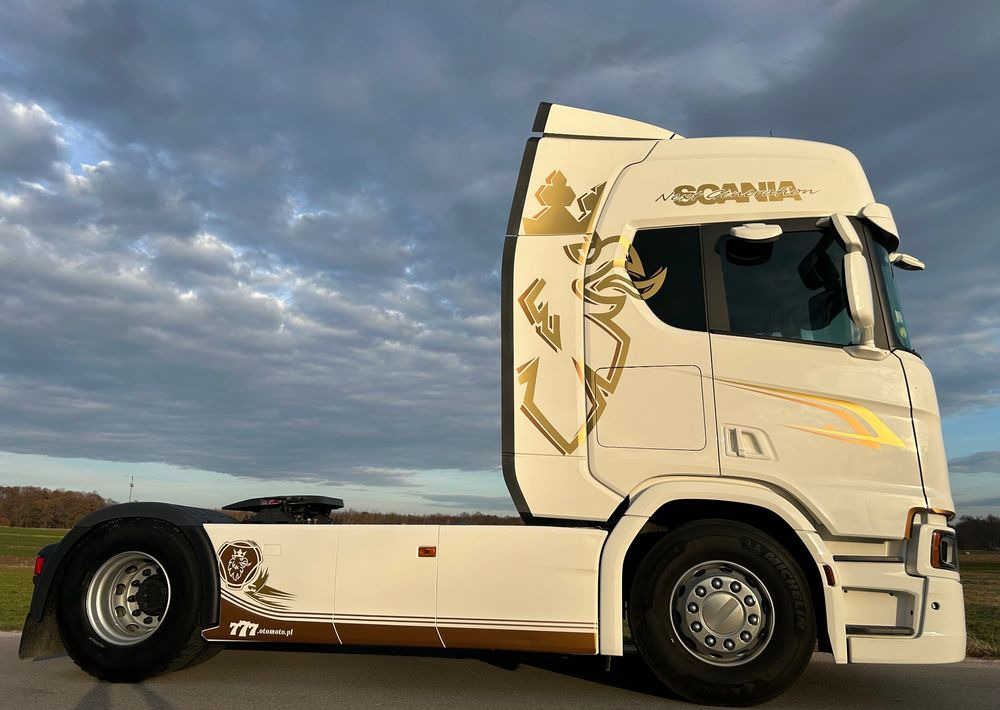 Scania R500 FULL AIR 2019 10x poduszki KLIMA POSTOJOWA / RETARDER / FULL SPOJLER / TOP STAN / od jedynego właściciela ! HYDRAULIKA spod beczki spożywczej ! / do wywrotu ruchomej podłogi beczki TOP TOP - Tractor head: gambar 4 Scania R500 FULL AIR 2019 10x poduszki KLIMA POSTOJOWA / RETARDER / FULL SPOJLER / TOP STAN / od jedynego właściciela ! HYDRAULIKA spod beczki spożywczej ! / do wywrotu ruchomej podłogi beczki TOP TOP - Tractor head: gambar 4