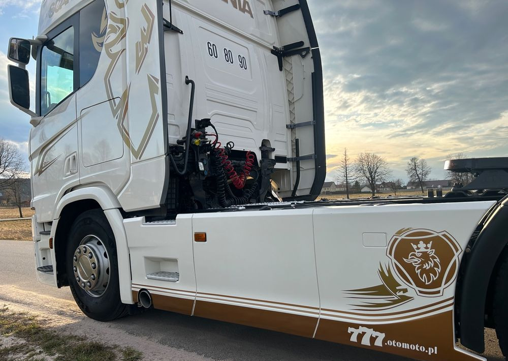 Scania R500 FULL AIR 2019 10x poduszki KLIMA POSTOJOWA / RETARDER / FULL SPOJLER / TOP STAN / od jedynego właściciela ! HYDRAULIKA spod beczki spożywczej ! / do wywrotu ruchomej podłogi beczki TOP TOP - Tractor head: gambar 5 Scania R500 FULL AIR 2019 10x poduszki KLIMA POSTOJOWA / RETARDER / FULL SPOJLER / TOP STAN / od jedynego właściciela ! HYDRAULIKA spod beczki spożywczej ! / do wywrotu ruchomej podłogi beczki TOP TOP - Tractor head: gambar 5