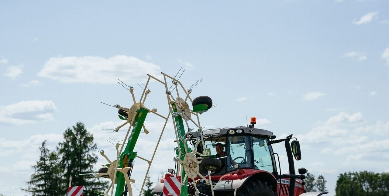 Inter-Tech ZKP - 7.70m - Tedder/ Menyapu: gambar 1 Inter-Tech ZKP - 7.70m - Tedder/ Menyapu: gambar 1