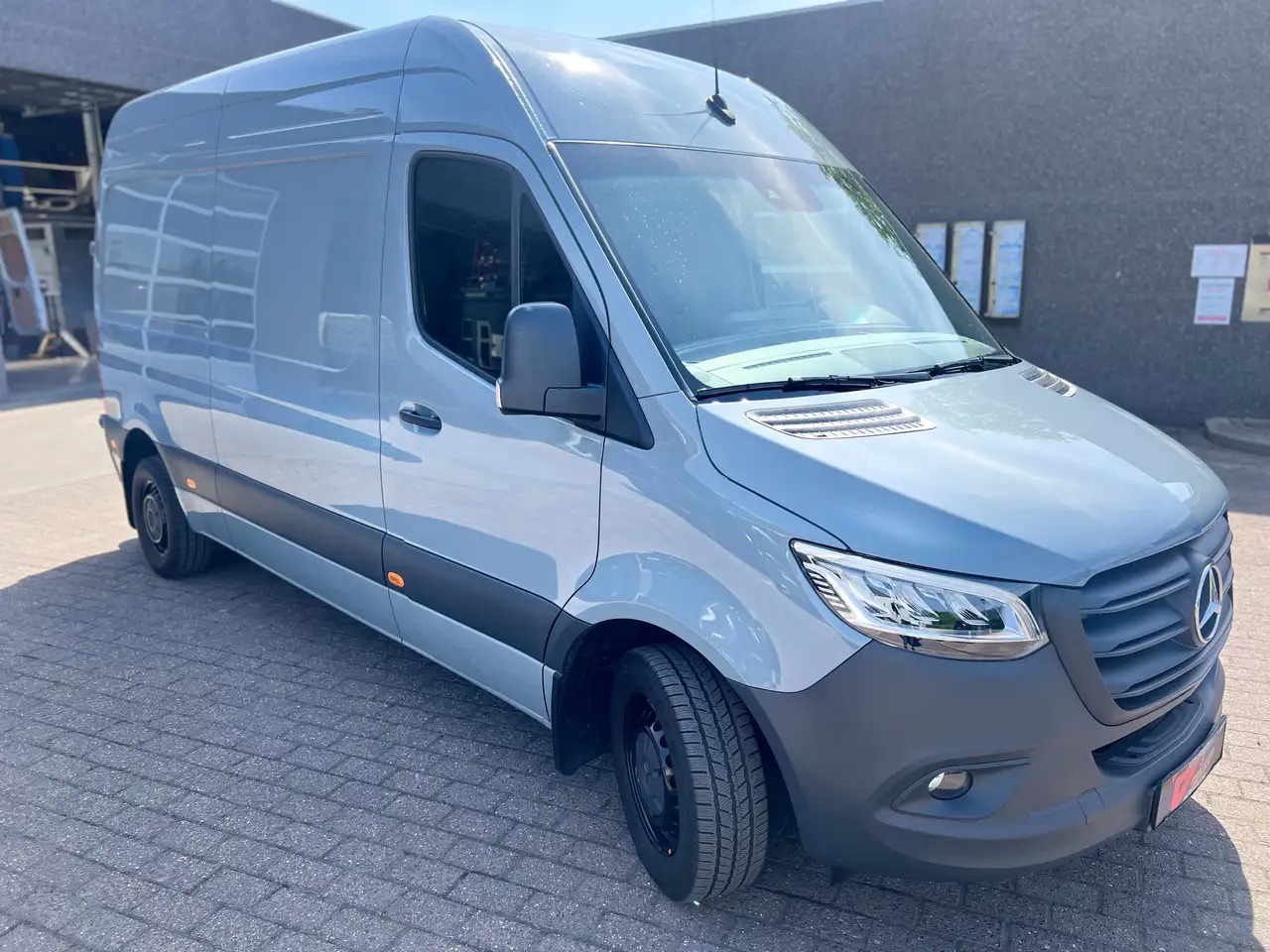 Mercedes-Benz Sprinter 315 L2H2 FWD (32.500€ex) MBUX|CARPLAY|LED - Van panel, Van kombi: gambar 2 Mercedes-Benz Sprinter 315 L2H2 FWD (32.500€ex) MBUX|CARPLAY|LED - Van panel, Van kombi: gambar 2