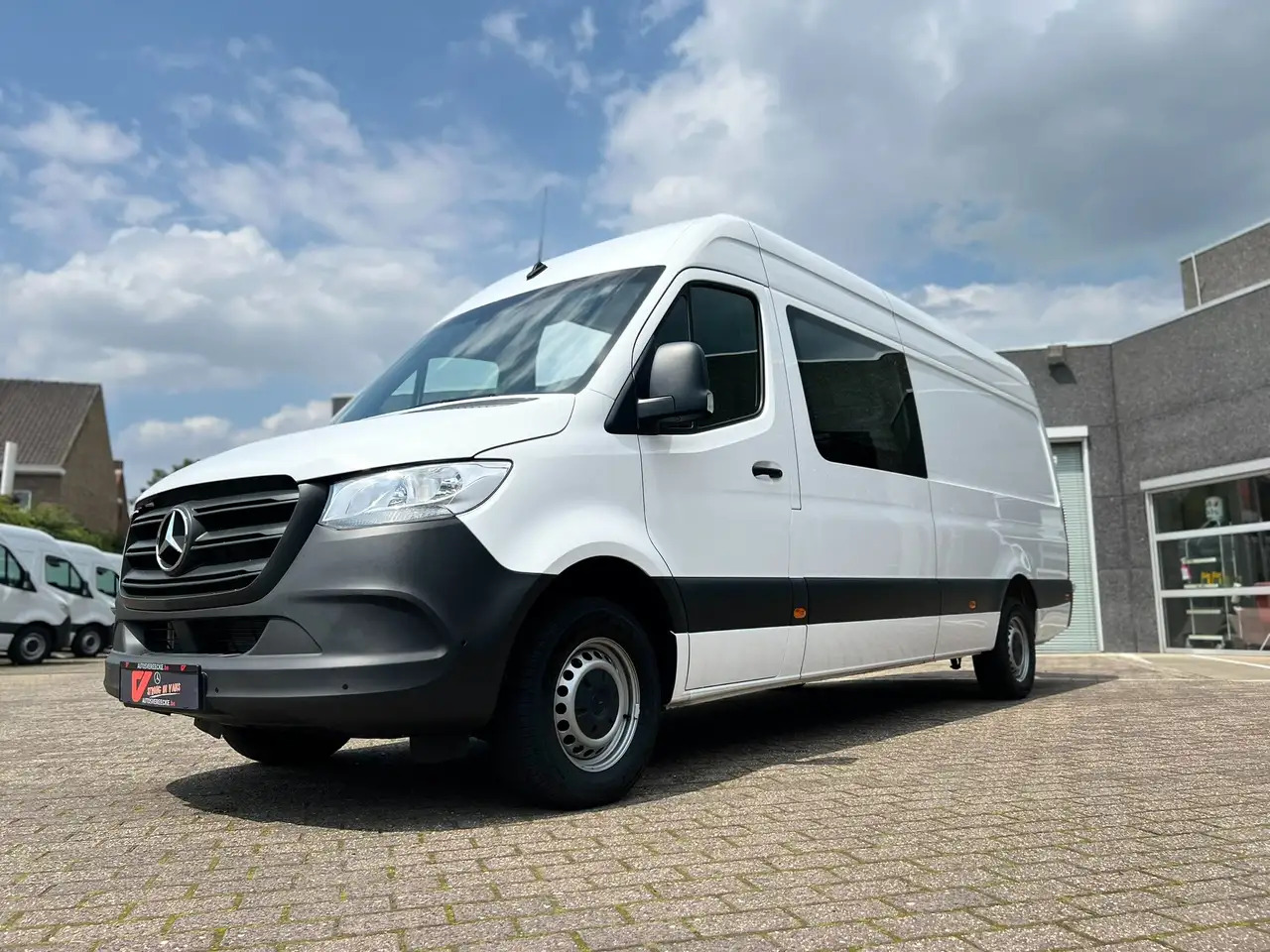 Mercedes-Benz Sprinter 315 L3H2 (37.500€ex) 3.5T SLEEP | DUB CAB 7PL - Van kombi: gambar 3 Mercedes-Benz Sprinter 315 L3H2 (37.500€ex) 3.5T SLEEP | DUB CAB 7PL - Van kombi: gambar 3