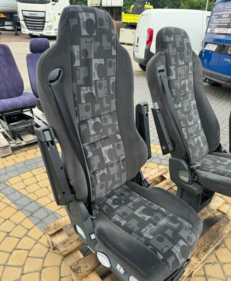 Mercedes-Benz ACTROS MP 2 MP 3 AXOR truck - Tempat duduk untuk Truk: gambar 2 Mercedes-Benz ACTROS MP 2 MP 3 AXOR truck - Tempat duduk untuk Truk: gambar 2