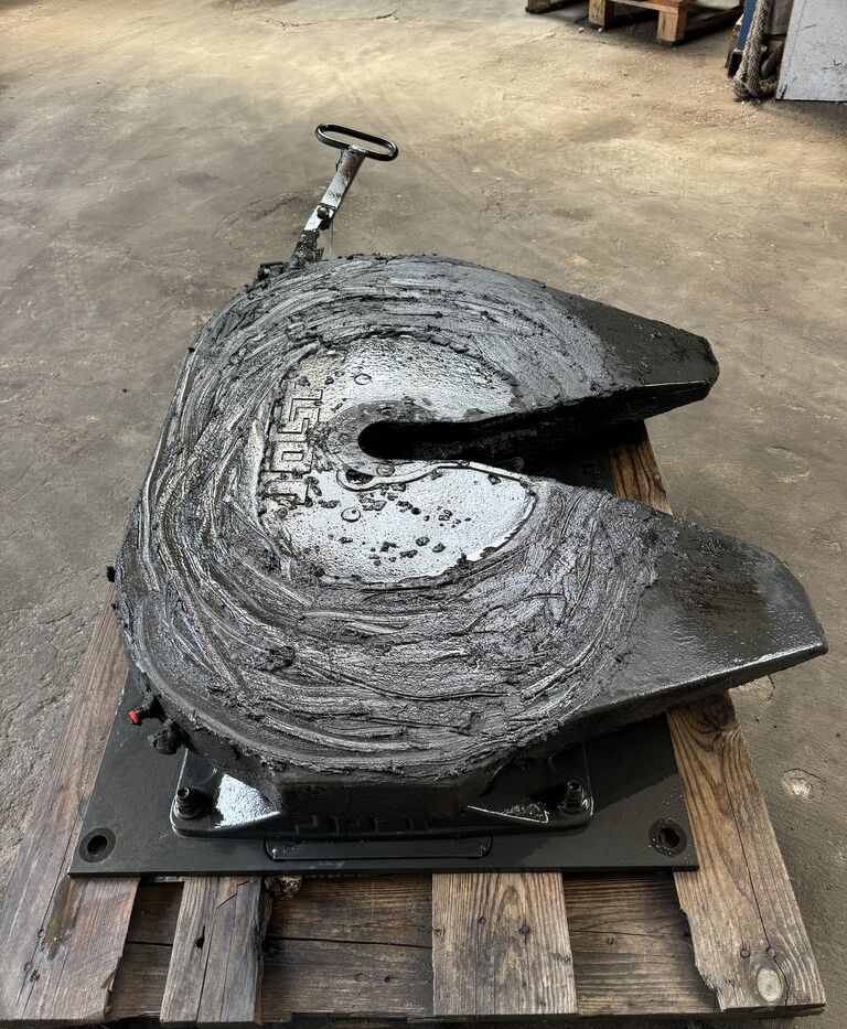 Mercedes-Benz Jost 15cm Actros MP 4 truck - Kopling roda kelima untuk Truk: gambar 2 Mercedes-Benz Jost 15cm Actros MP 4 truck - Kopling roda kelima untuk Truk: gambar 2