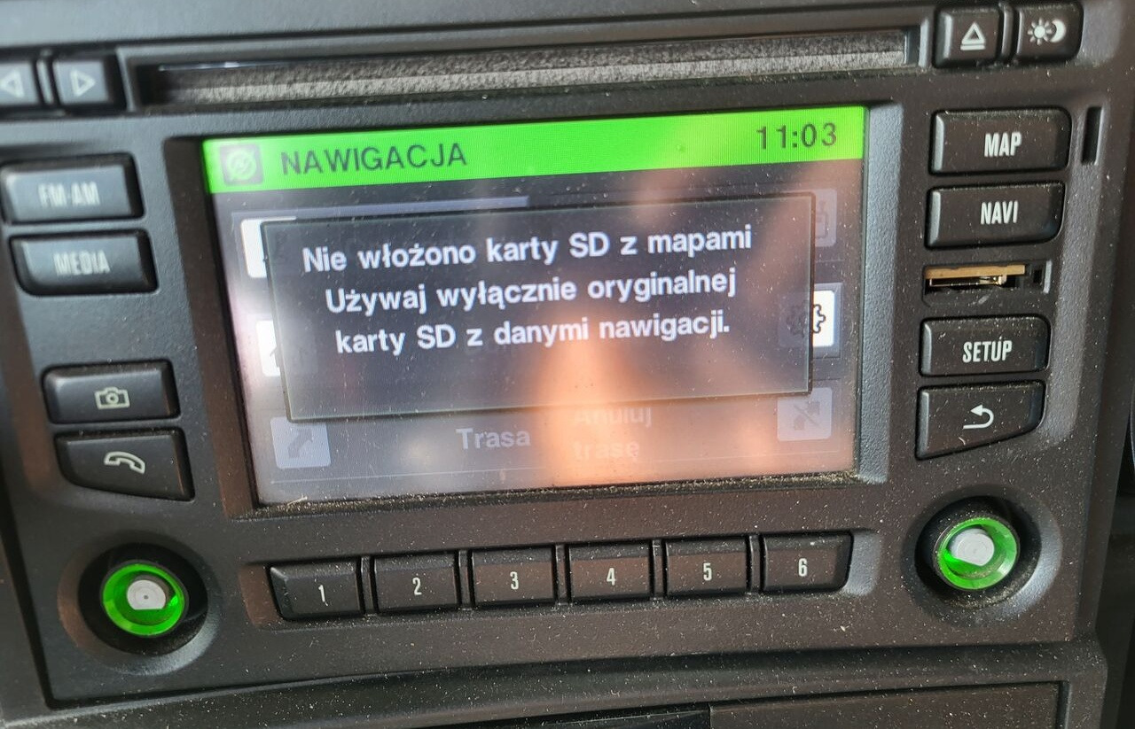Scania Nawigacja Navi CD Bluetooth R 2026742 Scania SCANIA R 2026742 truck - Dasbor untuk Truk: gambar 3 Scania Nawigacja Navi CD Bluetooth R 2026742 Scania SCANIA R 2026742 truck - Dasbor untuk Truk: gambar 3