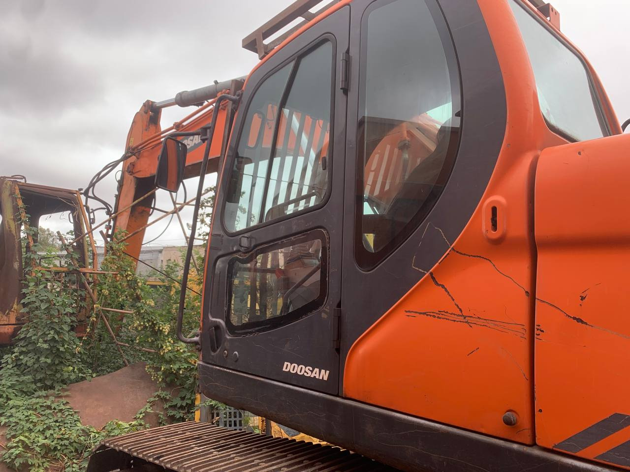 DOOSAN DX 260LCA - Ekskavator perayap: gambar 4 DOOSAN DX 260LCA - Ekskavator perayap: gambar 4