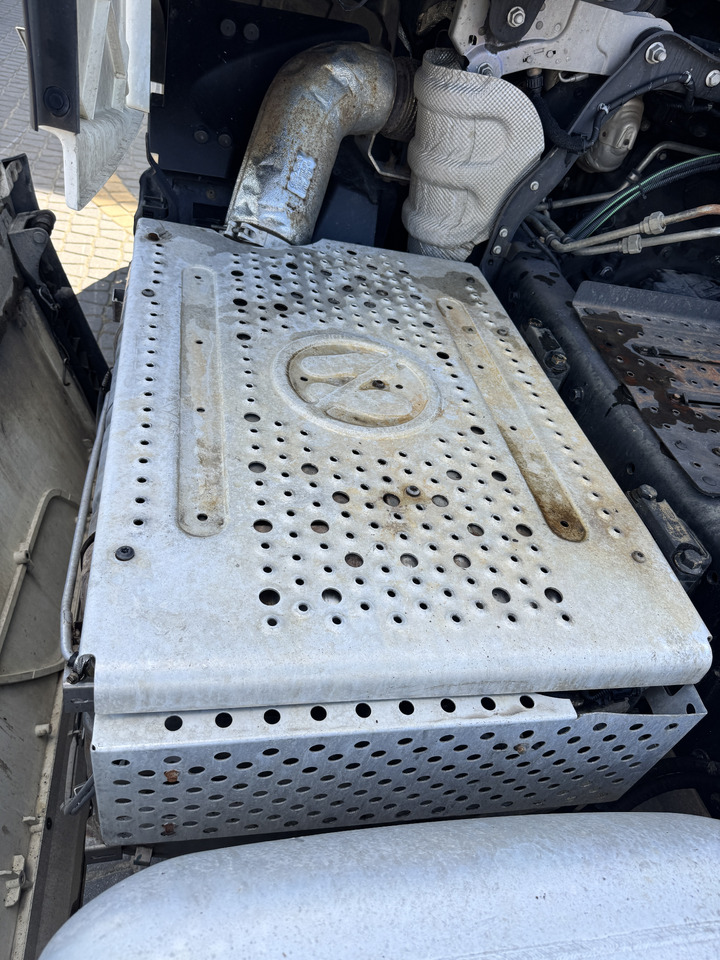 Ford F-Max Cargo - Konverter katalitik: gambar 2 Ford F-Max Cargo - Konverter katalitik: gambar 2