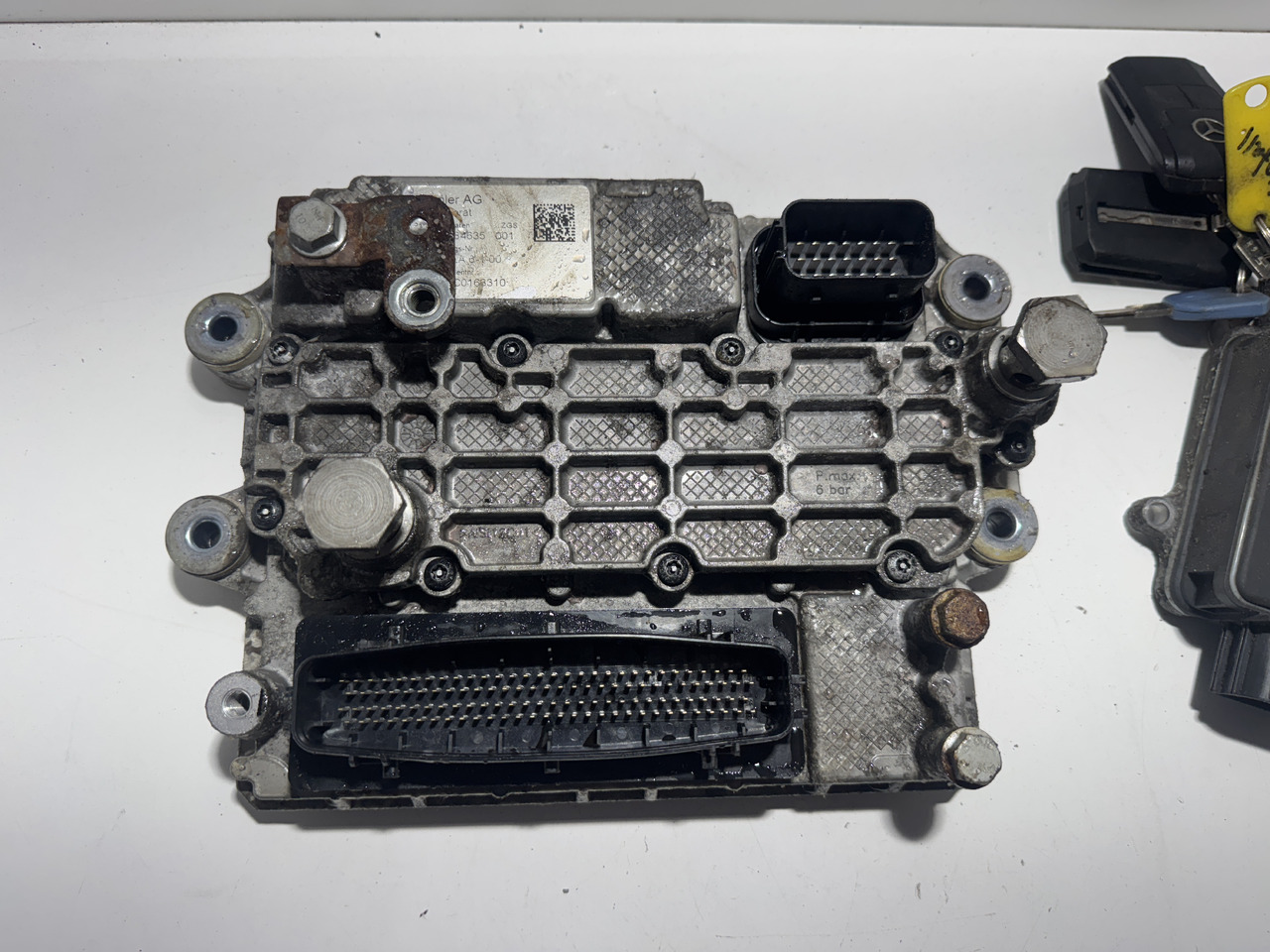 Mercedes Antos Actros MP4 - ECU untuk Truk: gambar 2 Mercedes Antos Actros MP4 - ECU untuk Truk: gambar 2