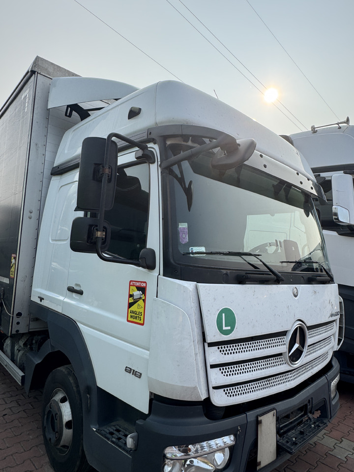 Mercedes Atego III - Kabin: gambar 2 Mercedes Atego III - Kabin: gambar 2
