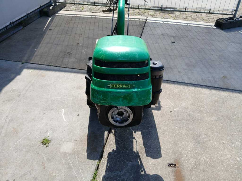 Ferrari 307 - Traktor kompak: gambar 4 Ferrari 307 - Traktor kompak: gambar 4