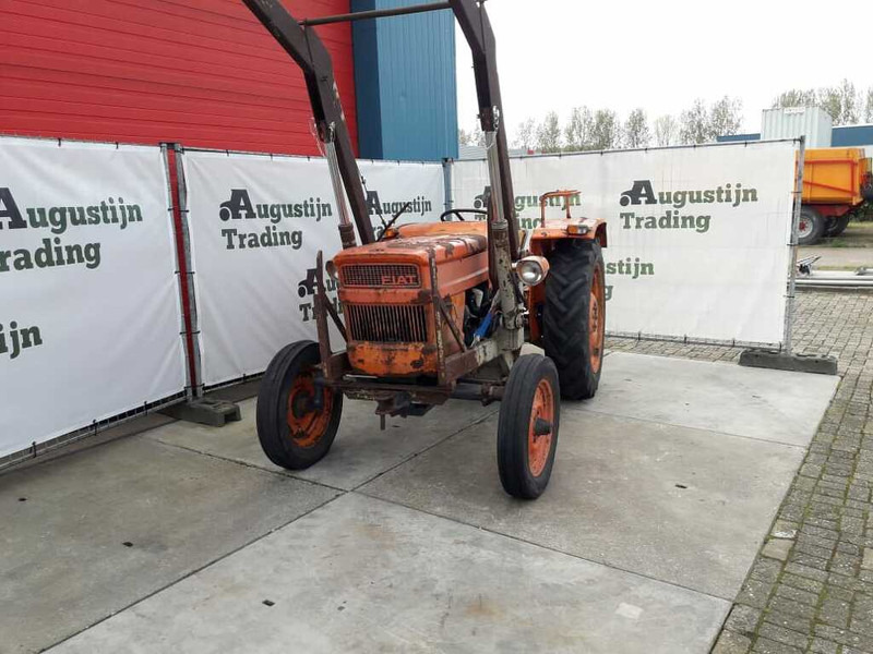 Fiat 450 - Traktor: gambar 1 Fiat 450 - Traktor: gambar 1
