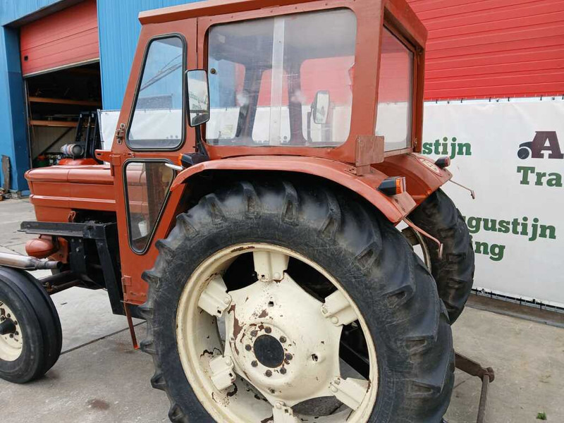 Fiat 640/8 - Traktor: gambar 2 Fiat 640/8 - Traktor: gambar 2