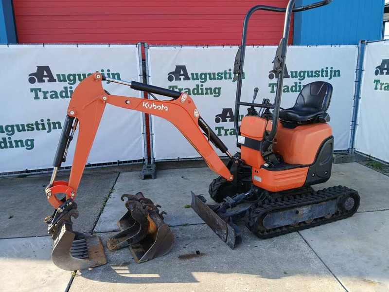 Kubota U10-3 - Ekskavator mini: gambar 1 Kubota U10-3 - Ekskavator mini: gambar 1