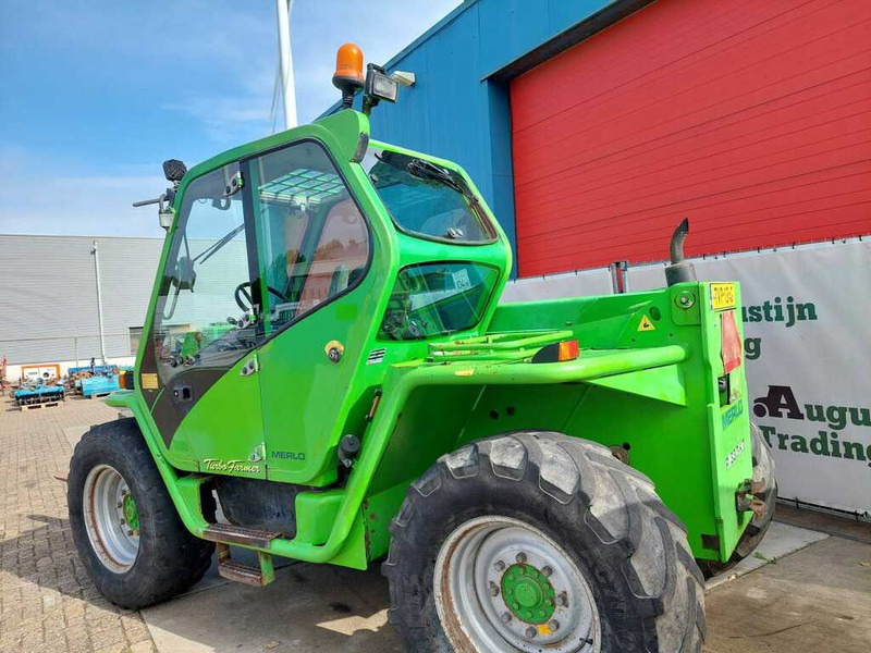 Merlo P 33.7 KT - Telehandler: gambar 4 Merlo P 33.7 KT - Telehandler: gambar 4